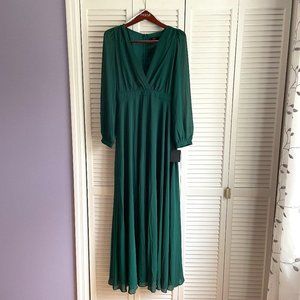 DISCONTINUED Lulu's Adoring You Emerald Gown